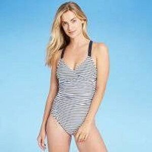 NWT Kona Sol™ Women's Shirred Macrame Strap 1Pc Swimsuit - Large